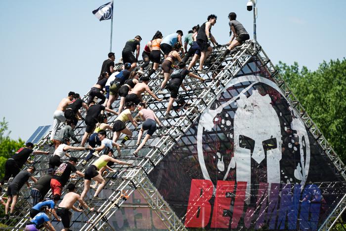 斯巴达勇士赛北京站圆满落幕:近五千名勇士完