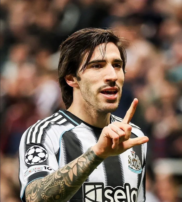 埃泽伤缺影响阿森纳赛季 厄德高复出时间成关键