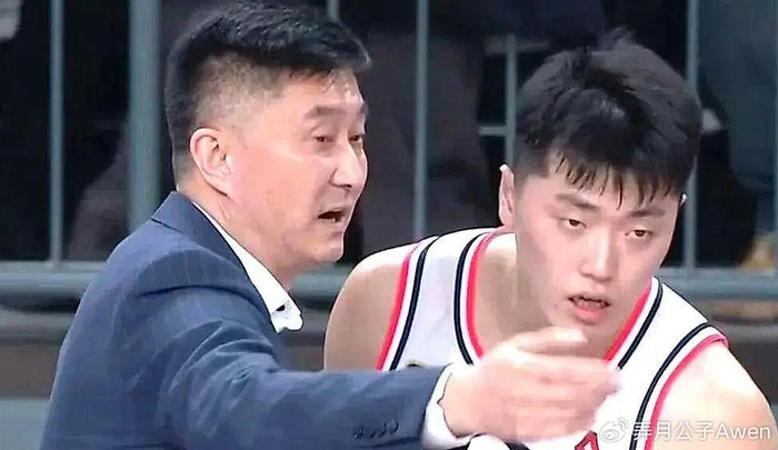 广东锋线双核遭曾凡博完爆 杜锋信任抉择引质疑